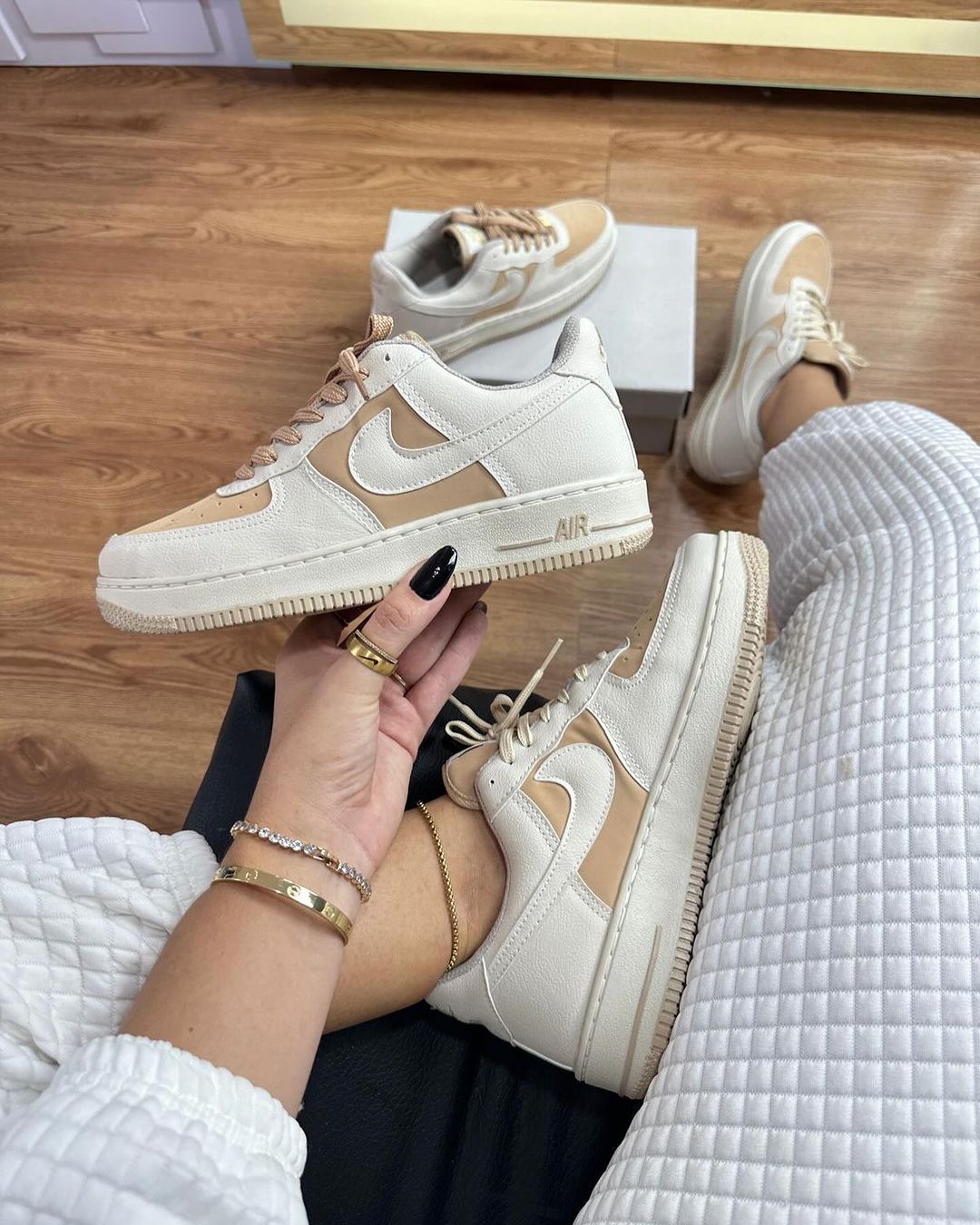 NIKE AIR FORCE F1 NUDE Edicao Limitada