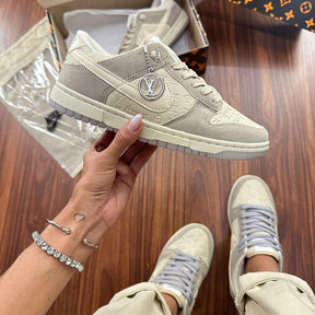 Tênis Nike Dunk LV - Premium