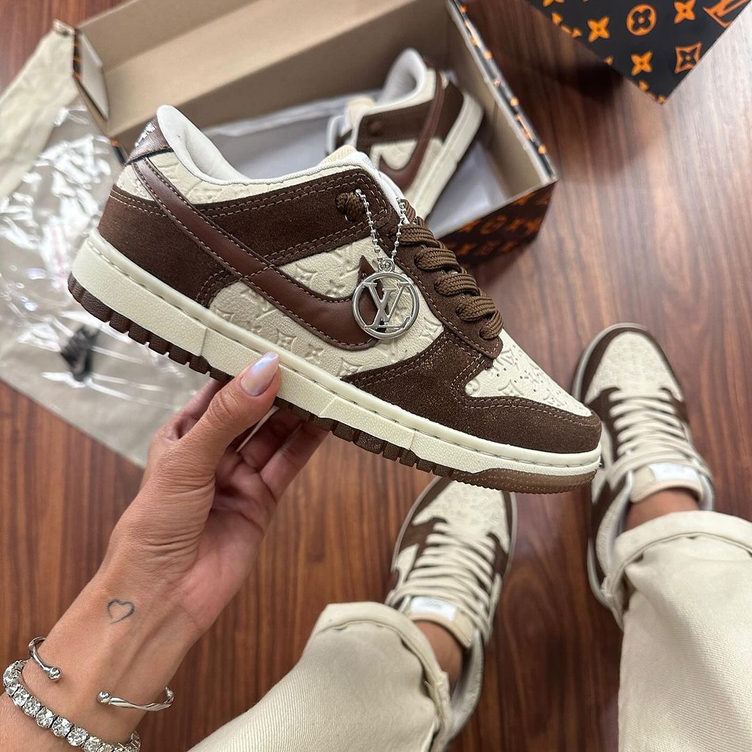 Tênis Nike Dunk LV - Premium