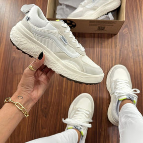 Tênis Vans Ultrarange NEO Premium