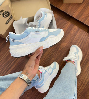 Tênis Vans Ultrarange NEO Premium